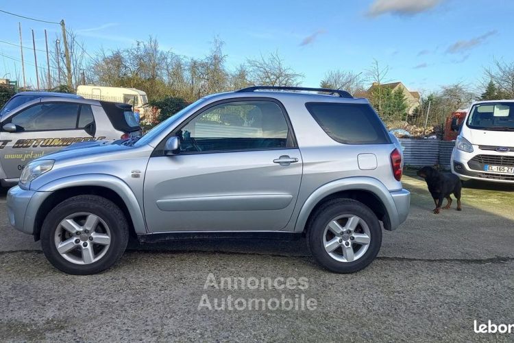 Toyota Rav4 D4-D 115 VX 3 PORTES - <small></small> 8.990 € <small>TTC</small> - #2