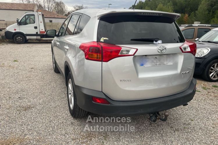 Toyota Rav4 D4-d 126cv bv6 1main - <small></small> 13.990 € <small>TTC</small> - #4