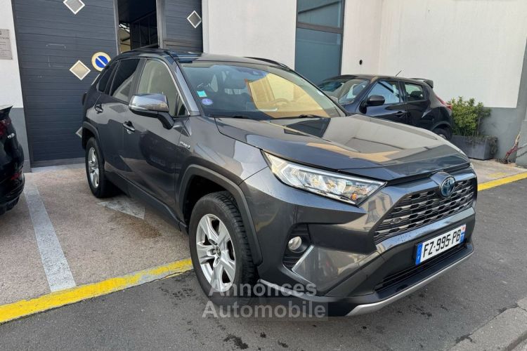 Toyota Rav4 Hybride 218ch Dynamic 2WD Garantie 12 mois Nationale Radar AV-AR Caméra de recul 1ère main TVA récupérable - <small></small> 28.990 € <small>TTC</small> - #1