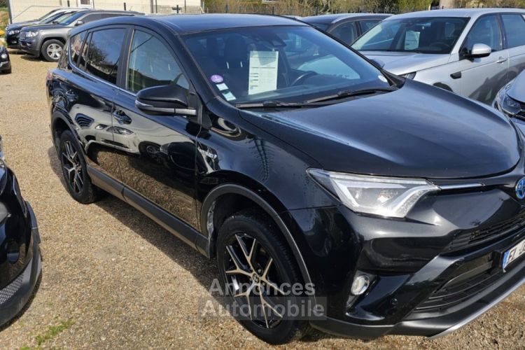 Toyota Rav4 HYBRIDE LCA 2017 PRO Pro 2WD Dynamic Business 104000 KM - <small></small> 20.990 € <small>TTC</small> - #2