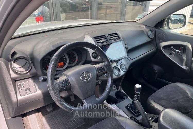 Toyota Rav4 III 2.2 4WD 150 cv - <small></small> 8.490 € <small>TTC</small> - #5