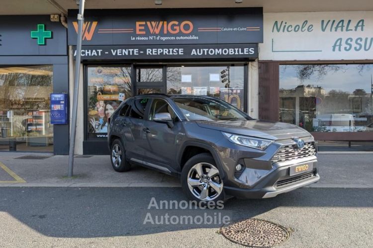 Toyota Rav4 V Hybride 222 ch Dynamic AWD-i MY20 + ATTELAGE ENTRETIEN - <small></small> 26.990 € <small>TTC</small> - #1