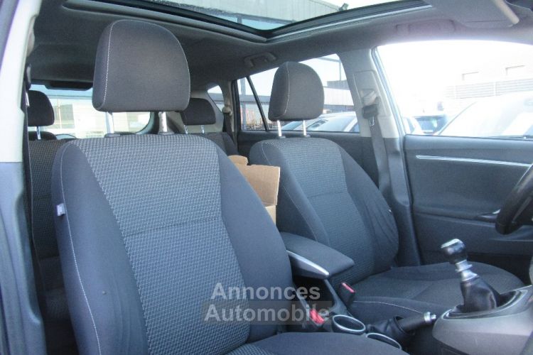 Toyota Verso 112 D-4D FAP Design 7 places - <small></small> 8.490 € <small>TTC</small> - #8