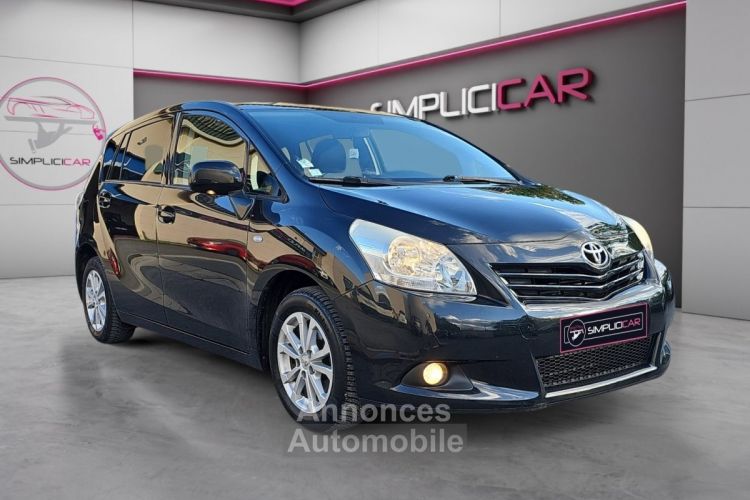 Toyota Verso 2.0 D-4D 126 ch 5pl SkyView - <small></small> 6.990 € <small>TTC</small> - #1