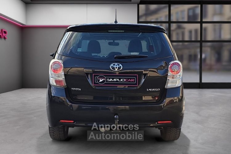 Toyota Verso 2.0 D-4D 126 ch 5pl SkyView - <small></small> 6.990 € <small>TTC</small> - #8