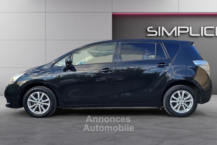 Toyota Verso 2.0 D-4D 126 ch 5pl SkyView - <small></small> 6.990 € <small>TTC</small> - #9