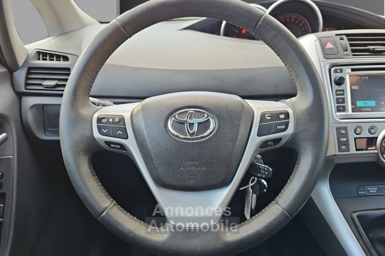 Toyota Verso 2.0 D-4D 126 ch 5pl SkyView - <small></small> 6.990 € <small>TTC</small> - #11