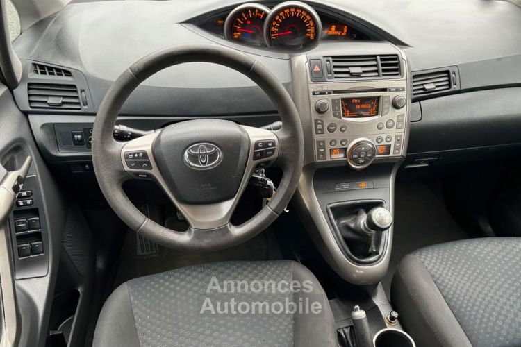 Toyota Verso 2.0 D D-4D Active 5P - <small></small> 4.290 € <small>TTC</small> - #5