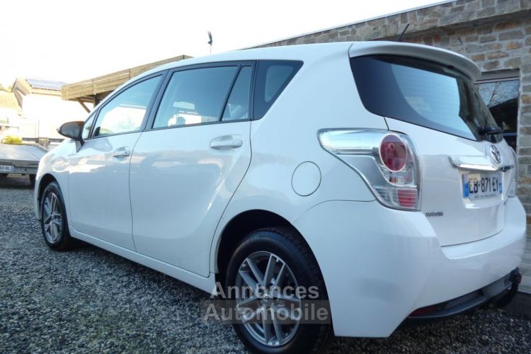 Toyota Verso d4d 112cv 7 places 1ere main - <small></small> 13.500 € <small>TTC</small> - #3