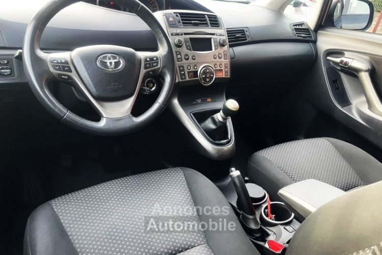 Toyota Verso Executive 7 places 2009 - <small></small> 13.990 € <small>TTC</small> - #9