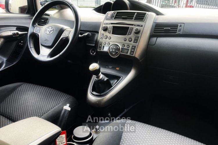 Toyota Verso Executive 7 places 2009 - <small></small> 13.990 € <small>TTC</small> - #14