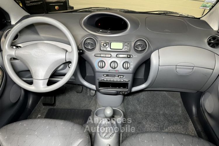 Toyota Yaris 1.0 VVT-I (Moteur chaine) - 1ère main 5 portes 98.000 km - <small></small> 3.990 € <small>TTC</small> - #9