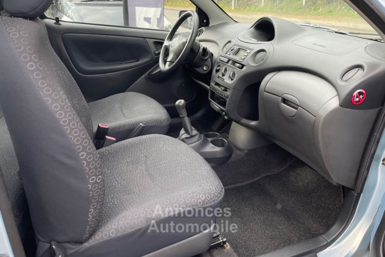 Toyota Yaris 1.0 16V 998cm3 65cv - <small></small> 2.990 € <small>TTC</small> - #5