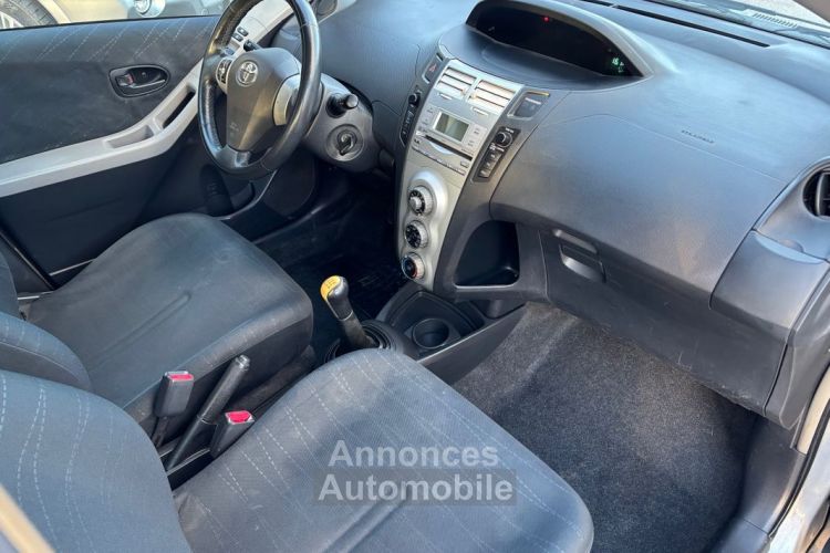 Toyota Yaris 1.0 VVTI 68 5P - <small></small> 4.990 € <small>TTC</small> - #4