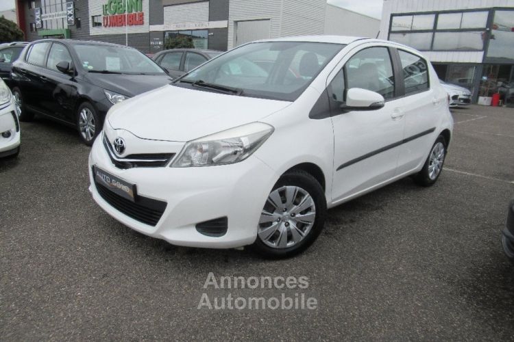 Toyota Yaris 100 VVT-i Dynamic Clim regulateur 5 portes - <small></small> 5.990 € <small>TTC</small> - #1