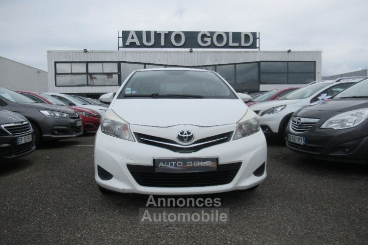 Toyota Yaris 100 VVT-i Dynamic Clim regulateur 5 portes - <small></small> 5.990 € <small>TTC</small> - #2