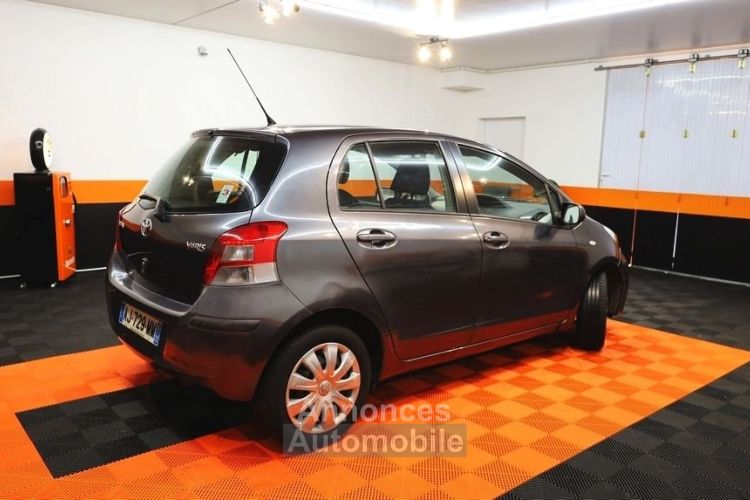 Toyota Yaris 100 VVT-I START&STOP CONFORT 5P - <small></small> 7.990 € <small>TTC</small> - #2