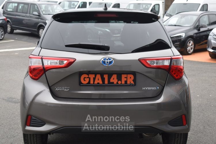 Toyota Yaris 100H COLLECTION 5P MY19 - <small></small> 17.490 € <small>TTC</small> - #18