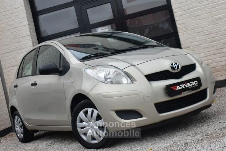 Toyota Yaris 1.0i - <small></small> 4.950 € <small>TTC</small> - #4