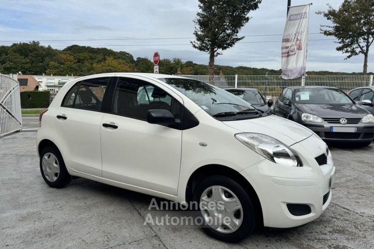 Toyota Yaris 1.0VVT-i 69Ch - <small></small> 4.990 € <small>TTC</small> - #2