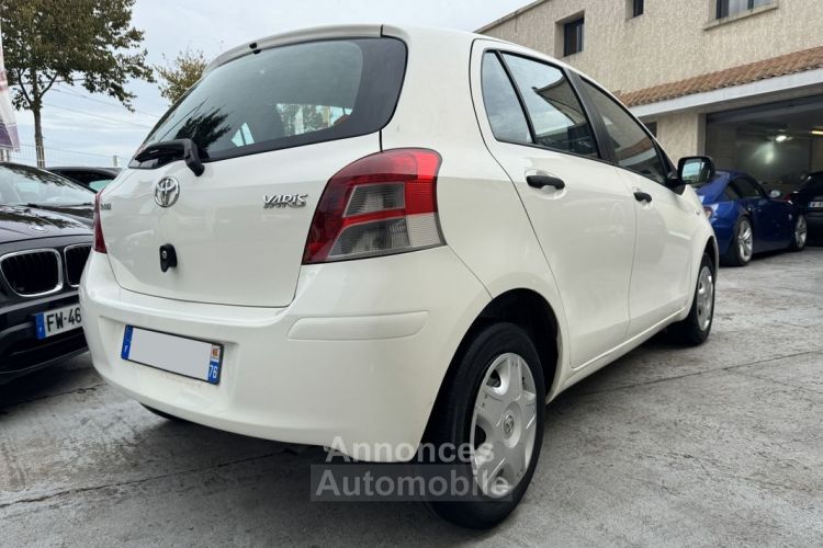 Toyota Yaris 1.0VVT-i 69Ch - <small></small> 4.990 € <small>TTC</small> - #3