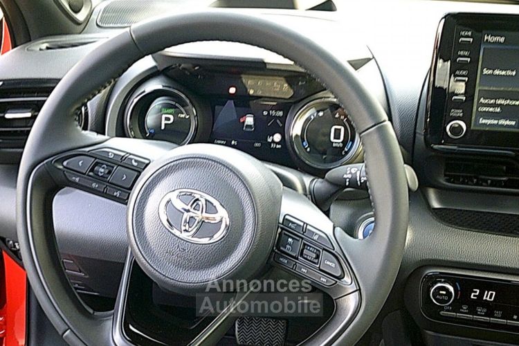 Toyota Yaris 116H PREMIERE 5P - <small></small> 19.990 € <small>TTC</small> - #15