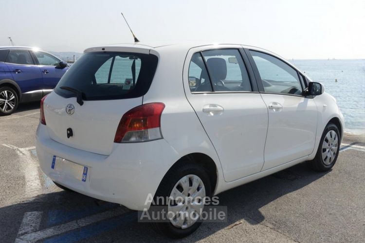 Toyota Yaris 1.3 - 100 VVT-i - BV MultiMode II Confort Pack PHASE 2 - <small></small> 8.990 € <small>TTC</small> - #3