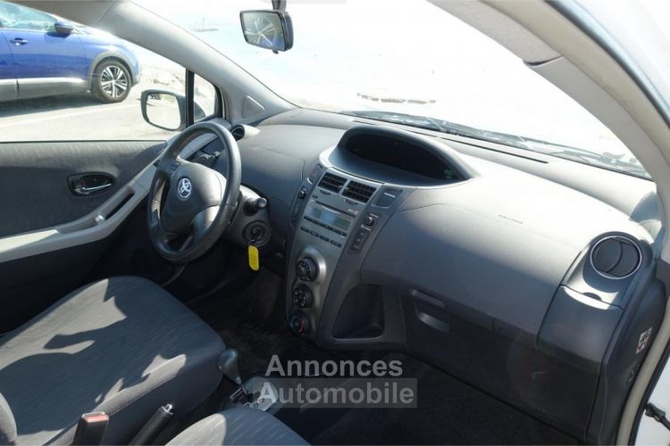 Toyota Yaris 1.3 - 100 VVT-i - BV MultiMode II Confort Pack PHASE 2 - <small></small> 8.990 € <small>TTC</small> - #5