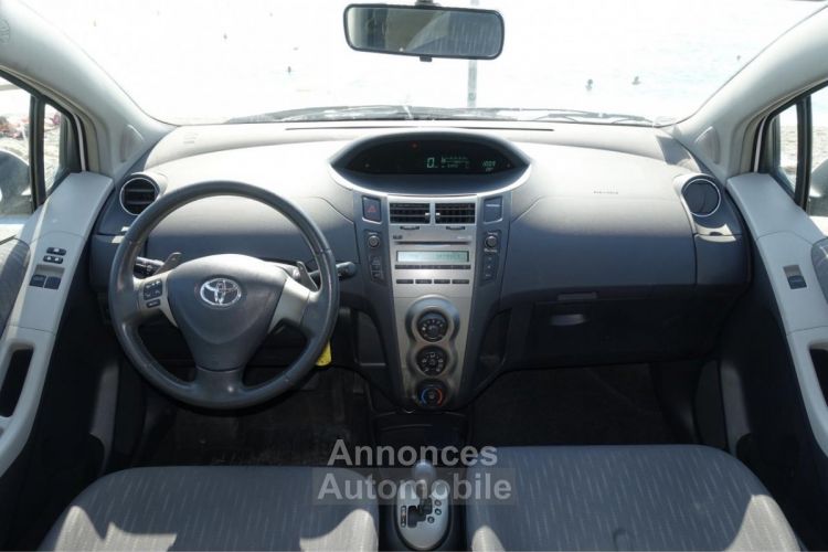 Toyota Yaris 1.3 - 100 VVT-i - BV MultiMode II Confort Pack PHASE 2 - <small></small> 8.990 € <small>TTC</small> - #7