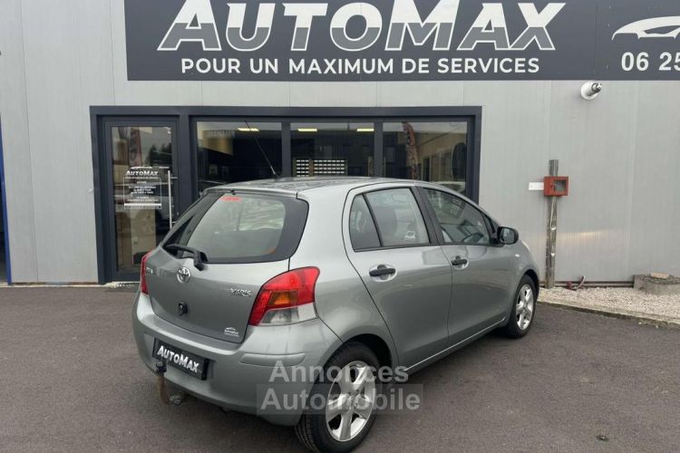 Toyota Yaris 1.3 100 VVT-i II 2005 Confort PHASE 2 - <small></small> 5.490 € <small>TTC</small> - #2