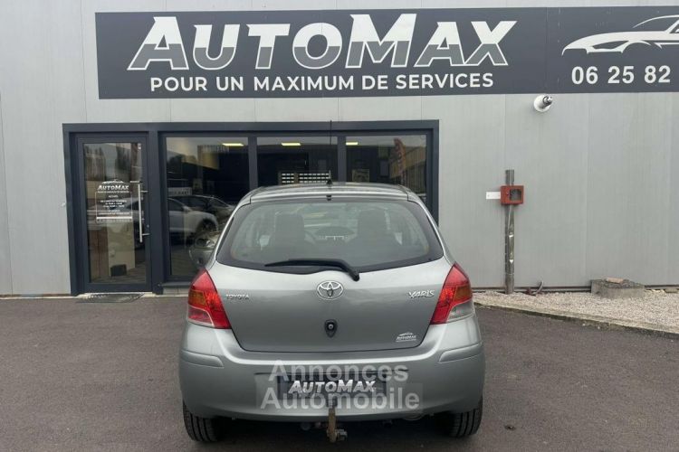 Toyota Yaris 1.3 100 VVT-i II 2005 Confort PHASE 2 - <small></small> 5.490 € <small>TTC</small> - #4