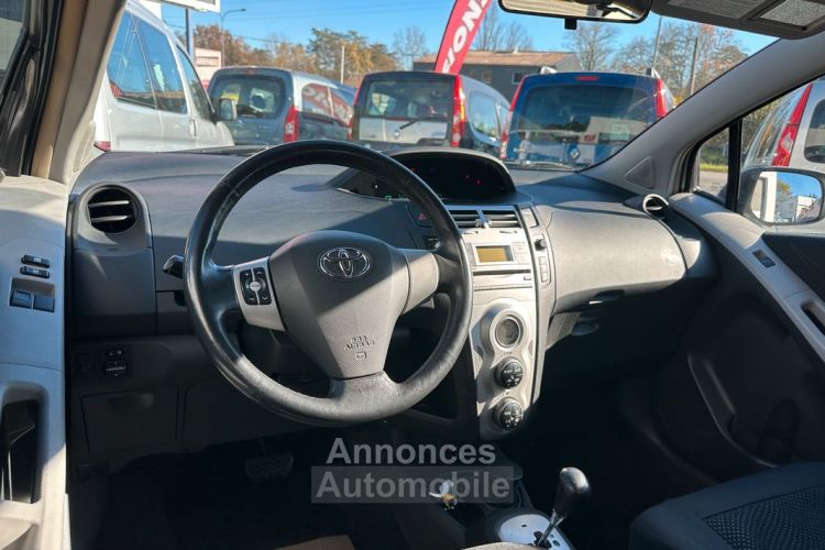 Toyota Yaris 1.3 VVT-I 87Ch Luna Boite Automatique 5P - <small></small> 6.990 € <small>TTC</small> - #2