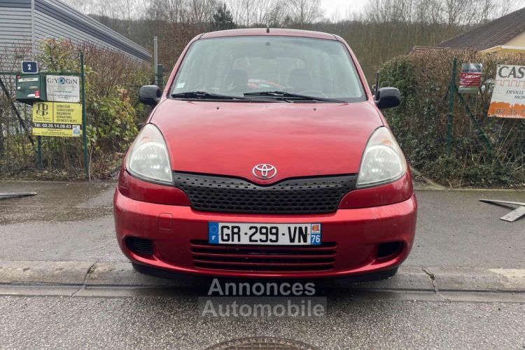 Toyota Yaris 1.4 D-4D 75CV - <small></small> 3.990 € <small>TTC</small> - #2