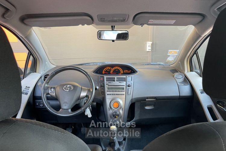 Toyota Yaris 1.4 D-4D 90 Cv Confort Pack Climatisation Automatique Entretien Ct Ok 2027 - <small></small> 5.990 € <small>TTC</small> - #5