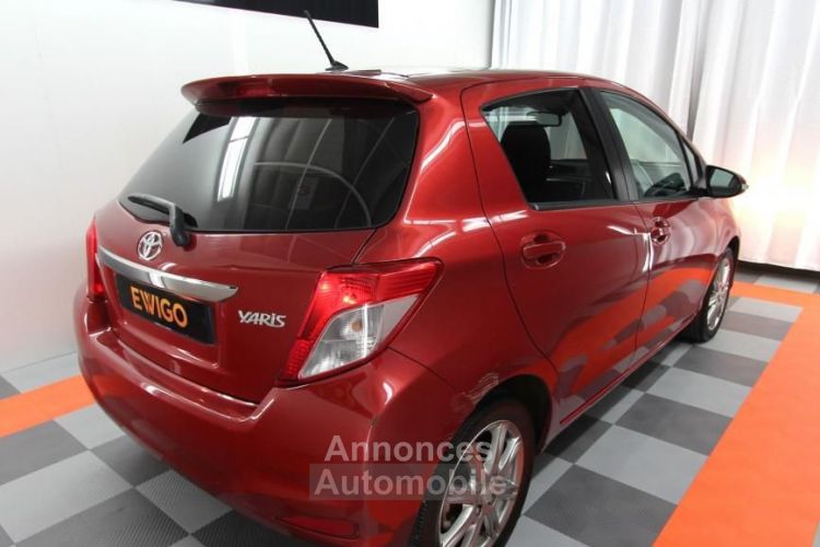 Toyota Yaris 1.4 D4D 90 STYLE Pack confort - <small></small> 7.990 € <small>TTC</small> - #2