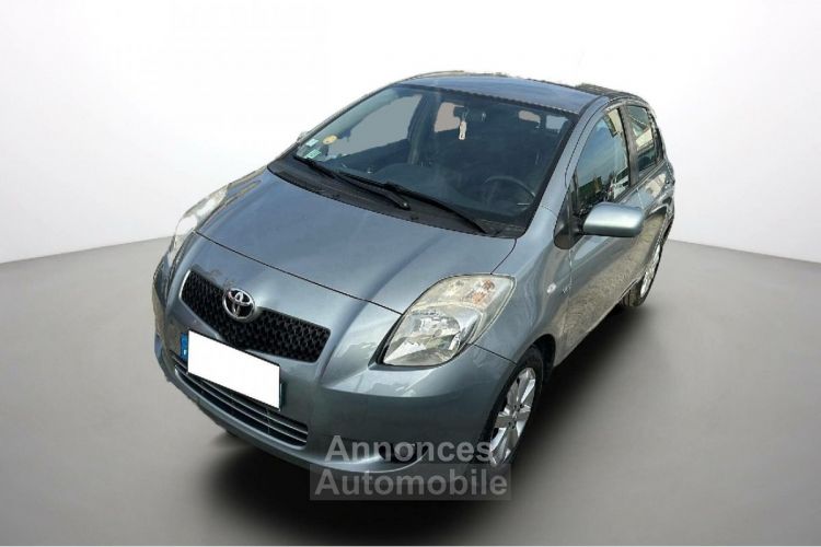 Toyota Yaris 1.4 D4D SOL BVA - <small></small> 6.990 € <small>TTC</small> - #1