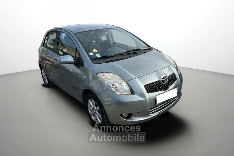 Toyota Yaris 1.4 D4D SOL BVA - <small></small> 6.990 € <small>TTC</small> - #2