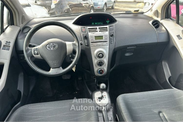 Toyota Yaris 1.4 D4D SOL BVA - <small></small> 6.990 € <small>TTC</small> - #3