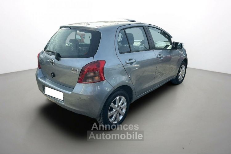 Toyota Yaris 1.4 D4D SOL BVA - <small></small> 6.990 € <small>TTC</small> - #5