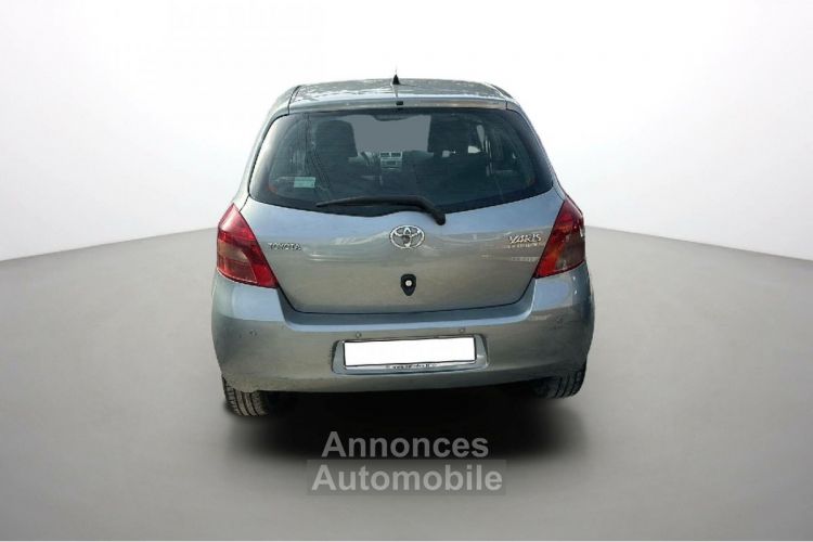 Toyota Yaris 1.4 D4D SOL BVA - <small></small> 6.990 € <small>TTC</small> - #7