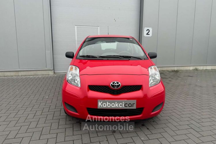 Toyota Yaris 1.4 Turbo D-4D Linea Luna FAIBLE KILOMÈTRAGE - <small></small> 6.990 € <small>TTC</small> - #2