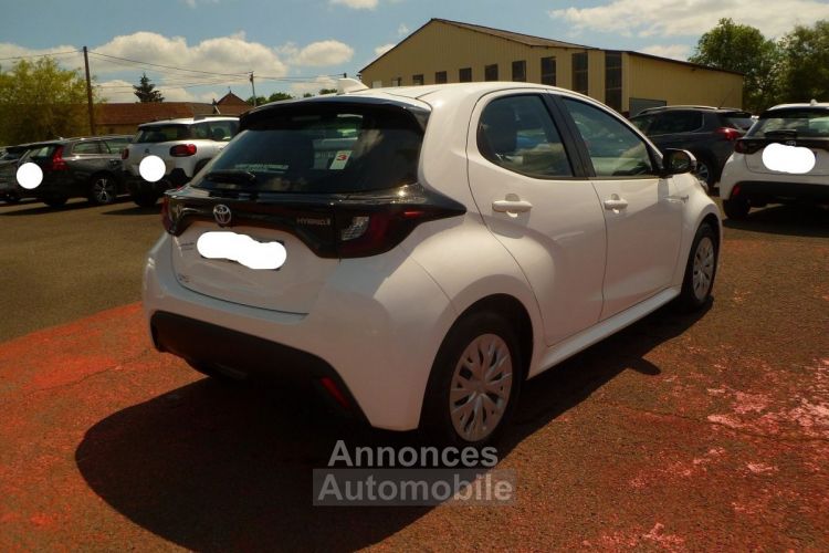 Toyota Yaris 1.5 116H FRANCE BUSINESS STAGE ACADEMIE HYBRIDE 5 PORTES BOITE AUTO - <small></small> 18.750 € <small>TTC</small> - #3