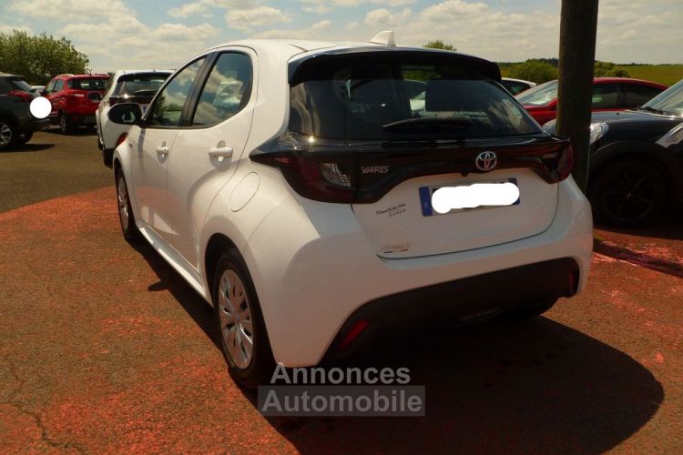 Toyota Yaris 1.5 116H FRANCE BUSINESS STAGE ACADEMIE HYBRIDE 5 PORTES BOITE AUTO - <small></small> 18.750 € <small>TTC</small> - #4