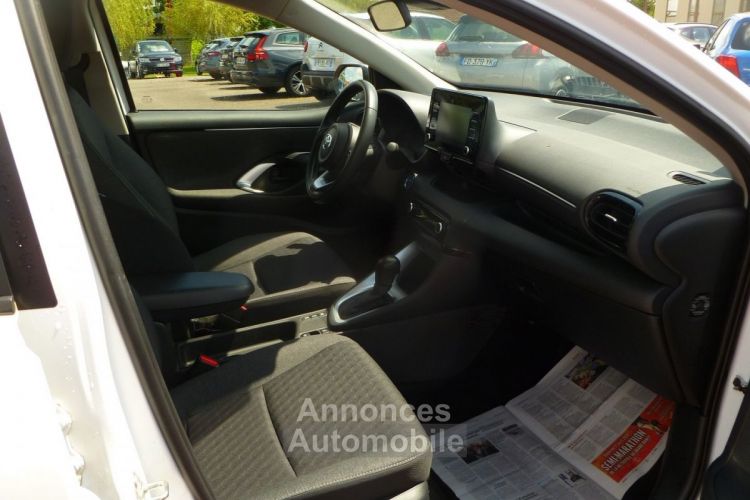 Toyota Yaris 1.5 116H FRANCE BUSINESS STAGE ACADEMIE HYBRIDE 5 PORTES BOITE AUTO - <small></small> 18.750 € <small>TTC</small> - #7