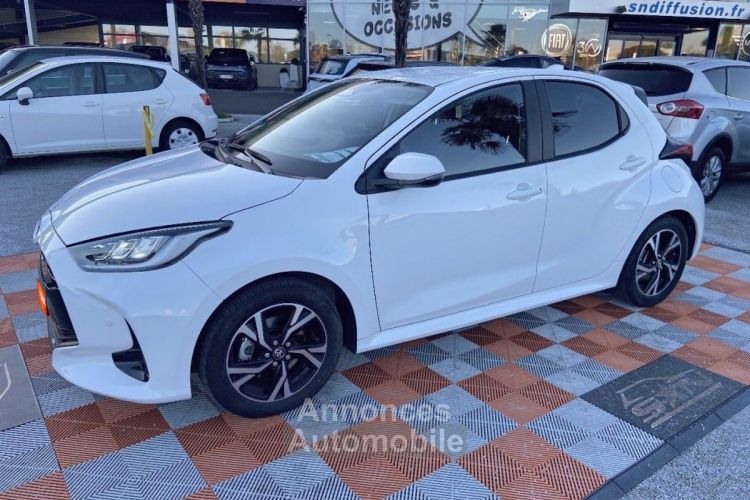 Toyota Yaris 1.5 HYBRIDE 116 H DESIGN JA 16 Caméra - <small></small> 22.750 € <small>TTC</small> - #1