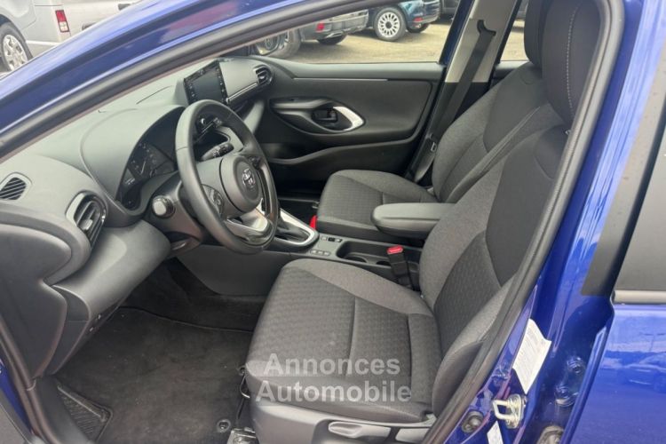 Toyota Yaris 1.5 HYBRIDE 116 H DYNAMIC GPS Ecran Caméra - <small></small> 19.450 € <small>TTC</small> - #9