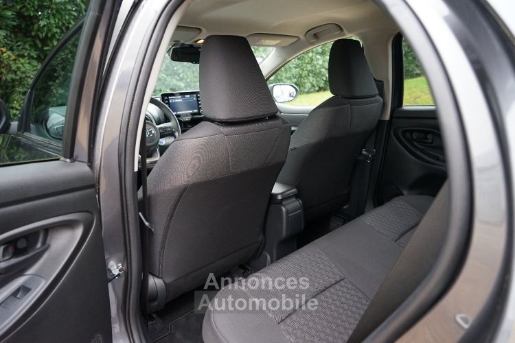 Toyota Yaris 1.5 Hybride 116H Design -420 €/mois - 1ère Main Française - Etat NEUF - Pack Confort - Garantie Constructeur - <small></small> 22.850 € <small>TTC</small> - #32