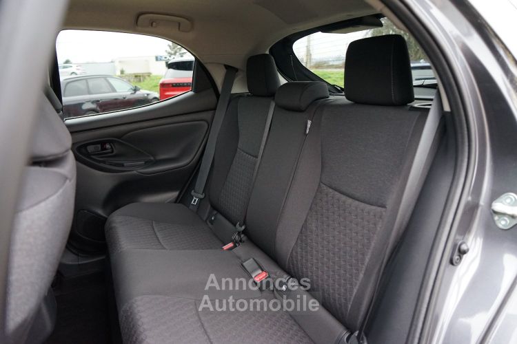 Toyota Yaris 1.5 Hybride 116H Design -420 €/mois - 1ère Main Française - Etat NEUF - Pack Confort - Garantie Constructeur - <small></small> 22.850 € <small>TTC</small> - #33