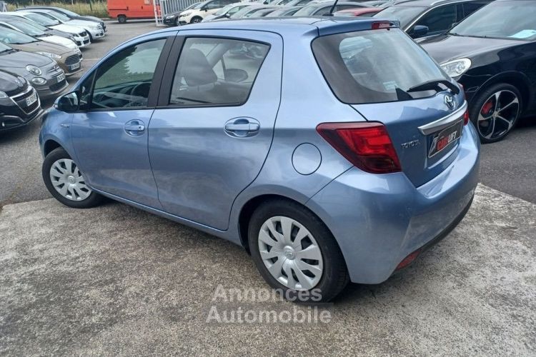 Toyota Yaris 3 Phase 2 1.5 Hybrid 100h E-CVT - FAIBLE KILOMETRAGE FINANCEMENT POSSIBLE - <small></small> 13.990 € <small>TTC</small> - #4