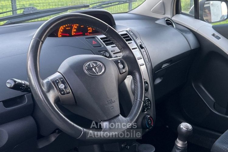 Toyota Yaris 69 VVT-I CONFORT PACK 5P 02/2010 / 125.000KM / GARANTIE - <small></small> 5.990 € <small>TTC</small> - #9